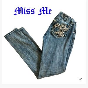 Miss Me Standard Skinny Jean Medium Wash 28 x 33 GUC